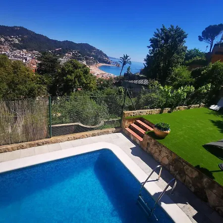 Dom wakacyjny Casa Mirador, Villa, Sea-view, Private Pool, Airco In Bedrooms Tossa de Mar